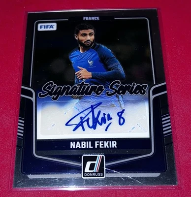 Serie Signature de la FIFA 2024-25 Panini Donruss Nabil Fekir #SS-NF automático Foto 1 de 2