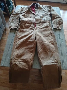 Mono de Colección Carhartt Edredón Rojo Forrado Pato Lona X01 BRN Talla 42 Corto Hecho en EE. UU. - Imagen 1 de 9