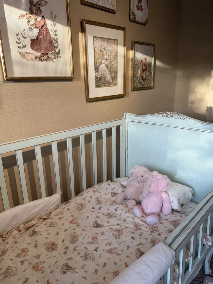 Beatrix Potter Quiltex Vintage Crib Comforter USA 34x43 Peter Rabbit Ruffle - Image 1 of 4