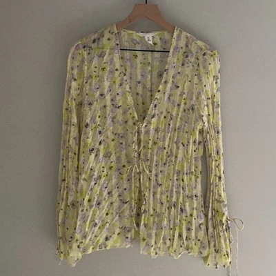 H&M lime green and pastel purple floral sheer tie flared top size large - Image 1 of 4