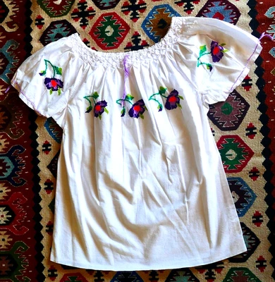 Blusa MEXICANA BLANCA BORDADA A MANO DE COLECCIÓN AÑOS 70 Hippie Campesina Boho Algodón Talla S Foto 1 de 4