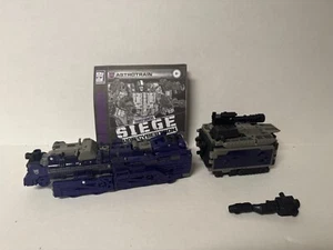 Transformers 100% Complete Siege ASTROTRAIN - Picture 1 of 1