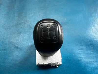 Perno de engranaje manual de 5 velocidades Rover 600 (parte #: UKJ100170PMJ) - Imagen 1 de 4