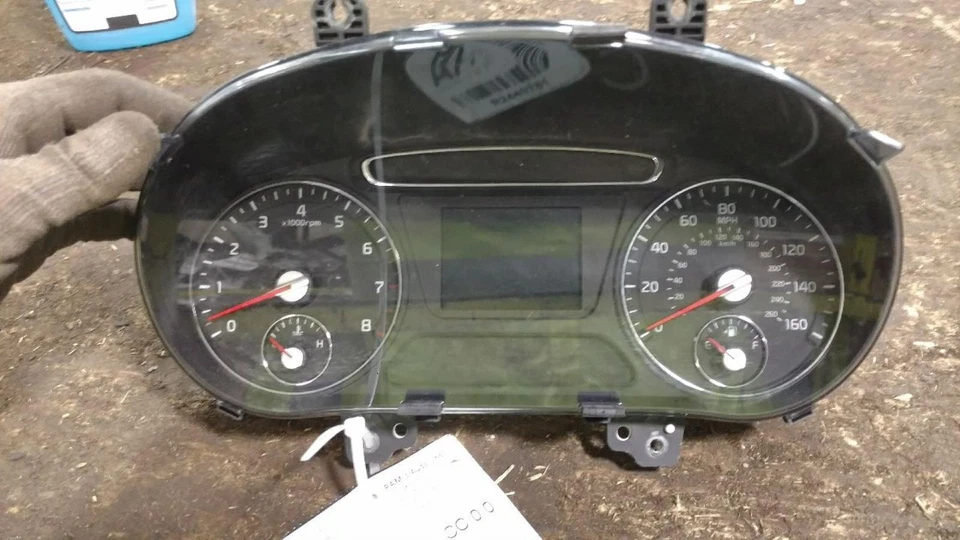 OEM Speedometer Instrument Cluster For Sorento 65K - Image 1 of 1