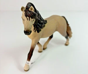 Yegua andaluza Schleich piel de ciervo moteada (#13793) - Imagen 1 de 5