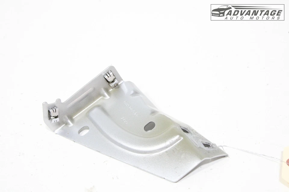 2018-23 Chevy Traverse guardabarros delantero izquierdo delantero soporte de refuerzo inferior OEM Foto 1 de 4