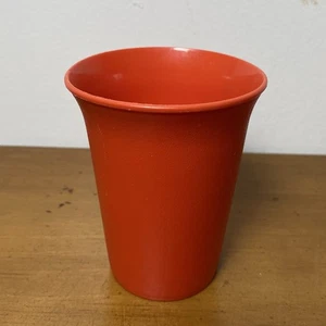 Vintage Tupperware Replacement Small Kids Cup 109-42 Red Orange - Picture 1 of 4