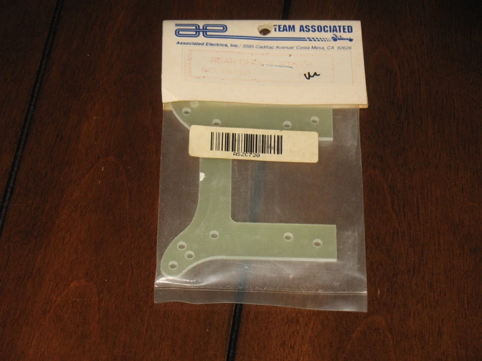 Torre de Amortiguador Trasero Yokomo Associated ZA720 Vintage 1/10 RC FRP YZ10 YZ-10 870c NUEVO Foto 1 de 1