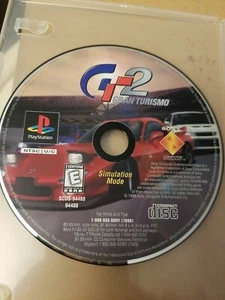 Gran Turismo 2 (Sony PlayStation 1, 1999) solo 2 discos - Imagen 1 de 2