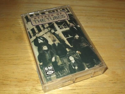 Attack Of The Tubes by The Tubes (Cassette, Album, 1987, Capitol) White Shell - Imagem 1 de 4