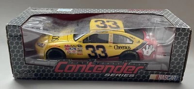 NASCAR Clint Bowyer #33 Cheerios 2010 Impala CFS 1:24 escala Die Cast Contender Foto 1 de 4