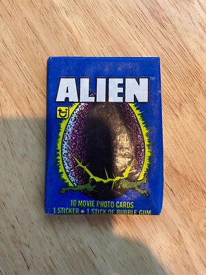 Paquete de cera de tarjetas coleccionables de película Topps Alien 1979 sin abrir Foto 1 de 2