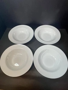 Pier 1 zuppiera con bordo in porcellana bianca luminosa 8,75” set di 4 - Foto 1 di 15