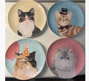 Juego de placas Ironstone Pier 1 "PARTY CATS" (4): 8,75" - Imagen 1 de 2