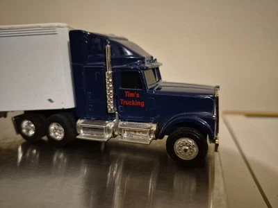 Camión Ertl International Navstar Semi Tim's escala 1/64 sin caja Foto 1 de 4