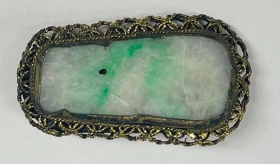 ANTIGUO ALFILER CHINO TALLADO VERDE BLANCO JADE PLATA DORADA MONTAJE SIN RESERVA Foto 1 de 3