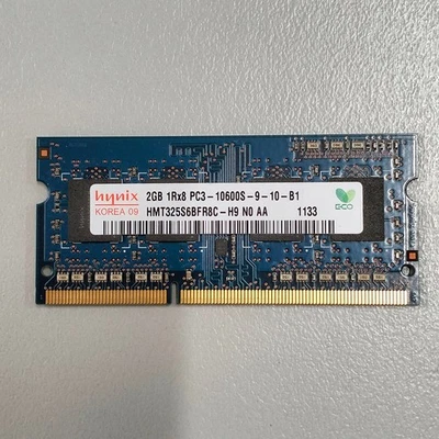 Hynix 2GB DDR3 RAM PC3-10600 1333MHz non-ECC Unbuffered CL9 HMT325S6BFR8C-H9 - Image 1 of 4