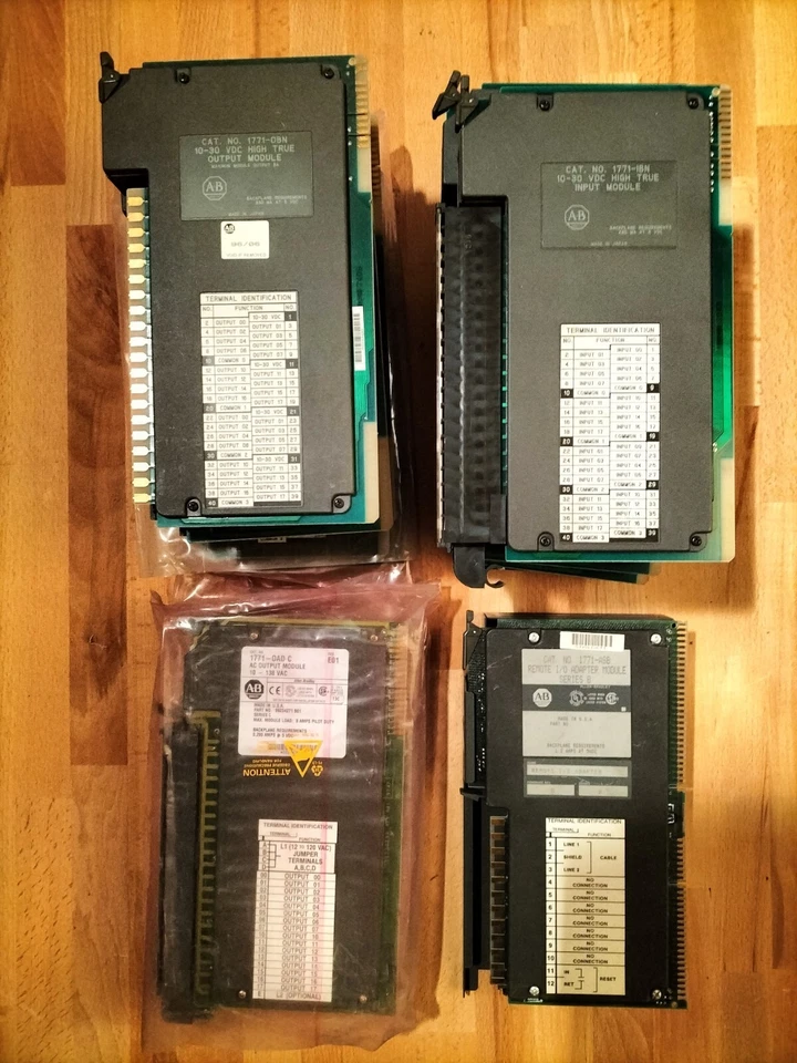 lot 38 cartes Entrées / Sorties PLC5 Allen Bradley - Photo 1/1