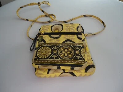 Cartera Bandolera Maggi B Acolchada Estampado Gota Limón 6" Ancho 8" Alto Foto 1 de 4