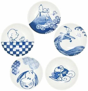 Penuts Snoopy Japan Sometsuke Blue & White Small dishes plates set of 5 Round - Picture 1 of 5