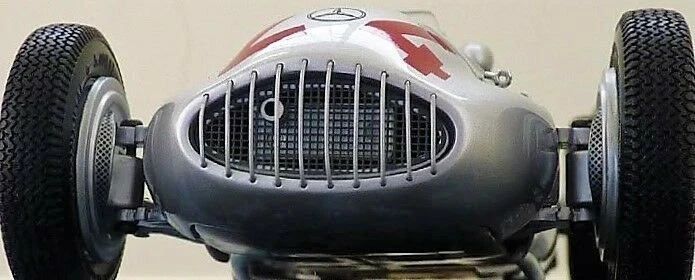 Race Car Formula 1 18Grand Prix Racing24Vintage Indy 12Custom Built Metal Model  - Image 1 of 4