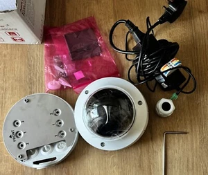 Hikvision 4MP Varifocal Netzwerkkamera - Bild 1 von 7