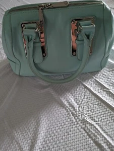 Charming Charlie Handlebag - Picture 1 of 8