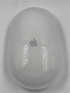 Apple A1015 Wireless Mouse - Working - Picture 1 of 3