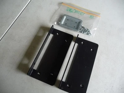 AU SELLER APC Smart-Ups 3000VA RACK MOUNT EAR SET OFF SMX3000HV  870-21424 - Image 1 of 4