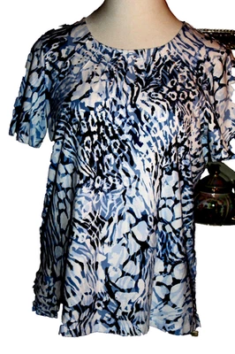 ALFRED DUNNER  WOMEN'S SLIP ON TOP SIZE-L  BLUE/WHITE  95% COTTON SHORT SLEEVE - Image 1 of 4