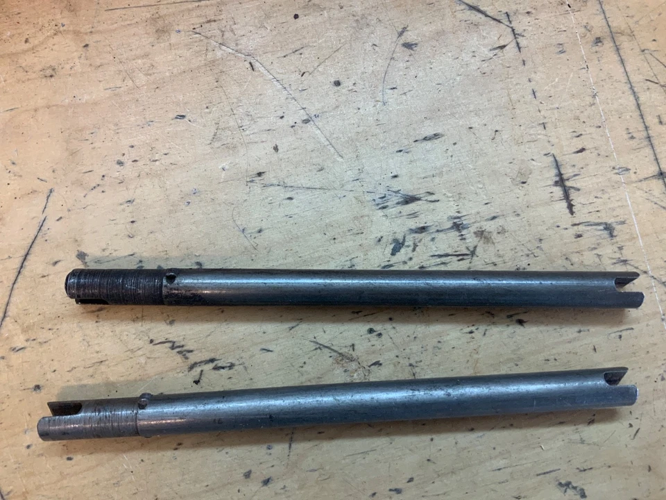 1965 - 1966 庞蒂亚克 GTO 发动机油泵驱动中轴 — 第 1/1 张图片