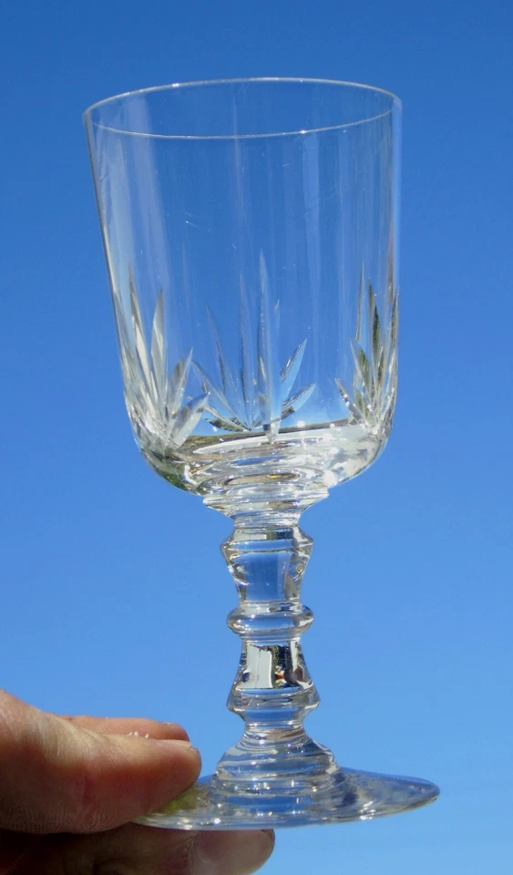 Clichy - Verre à vin cuit en cristal taillé, modèle Alsace. Début Xxe s - Photo 1/1