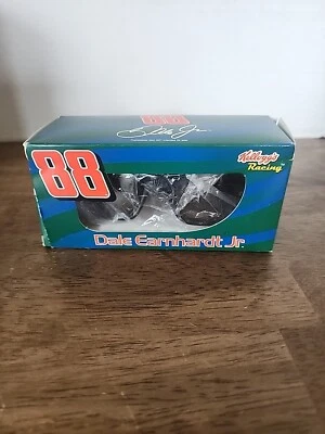 RARO NASCAR Kellogg's Racing DALE WONHARDT Jr. # 88 Nuevo En Caja Gafas de Sol Promoción Foto 1 de 4