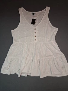 Torrid Sleeveless Tank Top Eyelet Babydoll White VNeck Blouse Size 1 Embroidered - Picture 1 of 11
