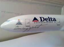 Delta Boeing 777-200 Model