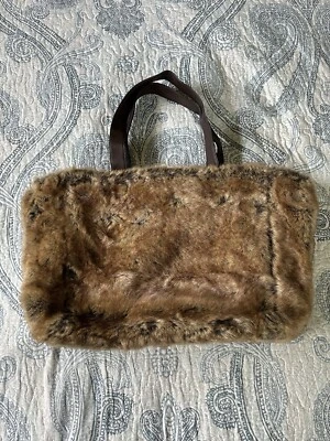 POTTERY BARN 棕色人造毛皮大号手提包钱包手提包 — 第 1/4 张图片