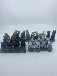 World Wise Schachset Katzen gegen Hunde kein Brett - Bild 1 von 20