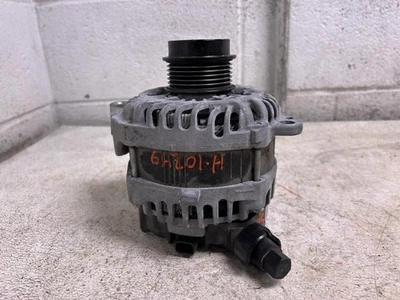 2022 GMC SIERRA250 Engine Alternator OEM Part Number 13534127 - Image 1 of 4