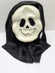 Easter Unlimited Ghostface Scream Sguiggly Face YOUTH Childs VTG Halloween Mask - Picture 1 of 5