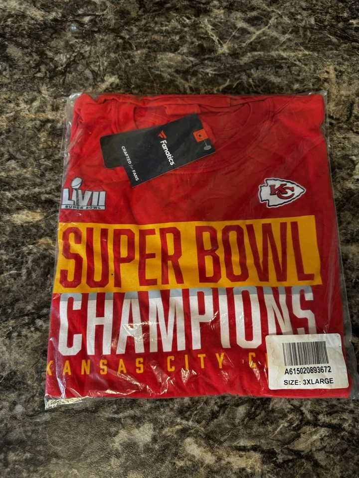 Nueva con etiquetas Camiseta Talla Grande 2X Kansas City Chiefs Super Bowl LVIII Champions Fanatics Foto 1 de 3