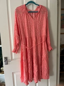 M&S COLLECTION TIERED PEACH AND WHITE DRESS SIZE 22 Short - Picture 1 of 7