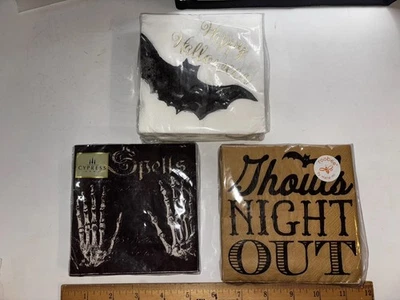 Servilletas Bebida Halloween Nuevo Lote De 3 Nuevo Ghoul Calavera Murciélago SET B Foto 1 de 4