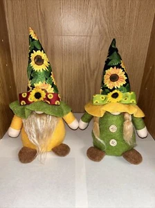 Set of Freestanding Gnomes Mr and Mrs Sunflower Hats Cute Matching  - Picture 1 of 9