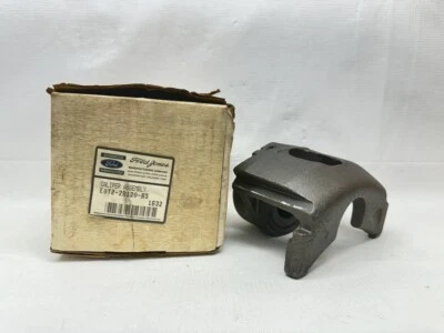 Pinza de freno delantera derecha Ford F100, F150, F250 NORS 1980-1985 E0TZ-2B120-BS VER ANUNCIO Foto 1 de 4