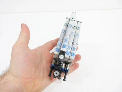 SOLENOIDE FESTO 533360 D202 R09 CON 533342 VMPA1-M1H-M-PI Y 564908 Y 533352 Foto 1 de 4