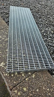 HHB-GITTERROSTE.DE Industrie Gitterrost 1000x300 MW30/10 Tragstab 30/2 mm rutschhemmend