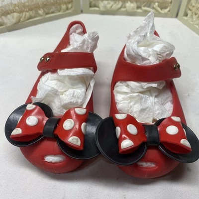 Zapatos de terciopelo de goma Minnie Mouse para niñas pequeñas Foto 1 de 4