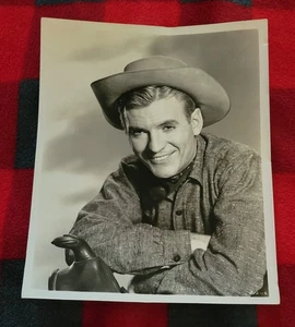 Vintage WILL HUTCHINS 8 X 10 Photo Sugerfoot - Picture 1 of 2