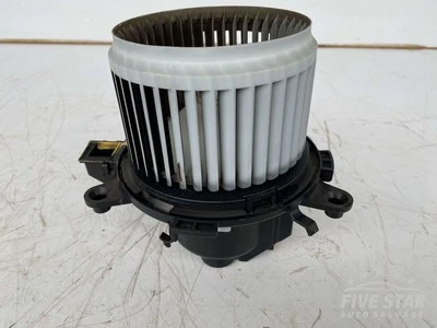 Ventilador calefactor interior peugeot 3008 motor 1.5 bluehdi 130 diésel 2018 SUV Foto 1 de 4
