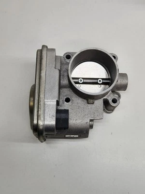 Corpo do acelerador 2011-2014 Chrysler 200 2.4L 04891735AC - Imagem 1 de 4